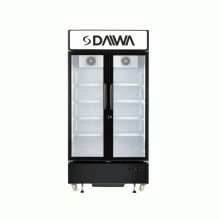 Exhibidor vertical Daiwa de 21 pies cubicos.